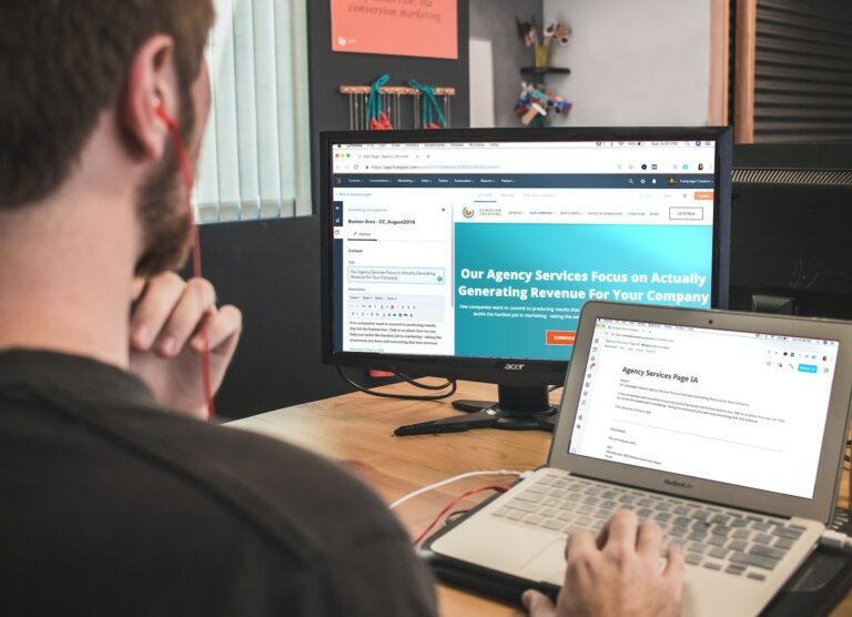 how clickup and hubspot compare